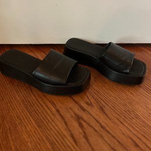 ALOHAS Platform Sandals